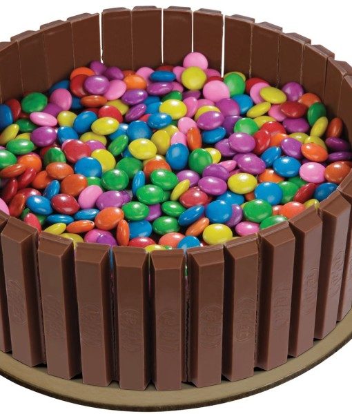 Kit kat Cake