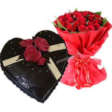 Chocolate Cake with Roses