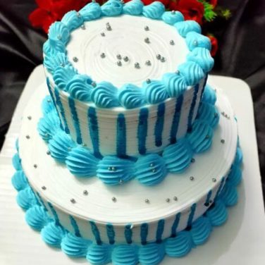 Creamy White and Blue Cake